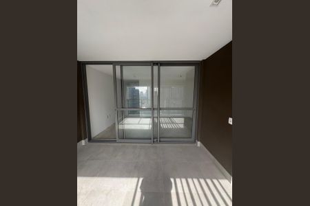 Apartamento à venda com 2 quartos, 74m² em Itaim Bibi, São Paulo