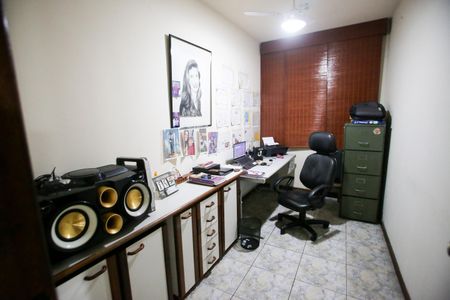 Casa à venda com 125m², 3 quartos e 2 vagasQuarto 2