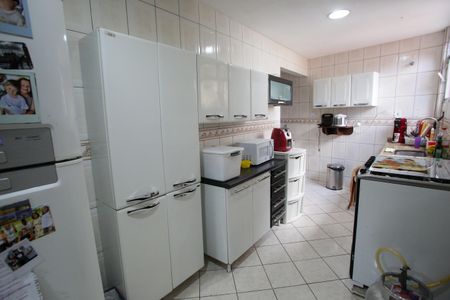 Casa à venda com 125m², 3 quartos e 2 vagasCozinha