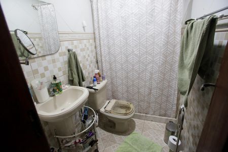 Casa à venda com 125m², 3 quartos e 2 vagasBanheiro da Suíte