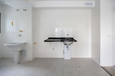 Apartamento à venda com 85m², 2 quartos e 2 vagasCozinha