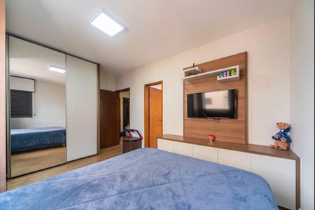 Apartamento à venda com 144m², 3 quartos e 2 vagasQuarto 3