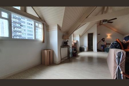 Casa de Condomínio para alugar com 5 quartos, 620m² em Jardim Carvalho, Porto Alegre