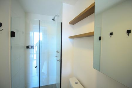 Studio para alugar com 27m², 1 quarto e sem vaga Studio para alugar com 27m², 1 quarto e sem vagaBanheiro