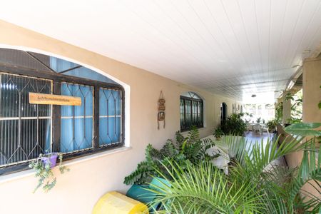 Casa para alugar com 10m², 3 quartos e 8 vagasVaranda