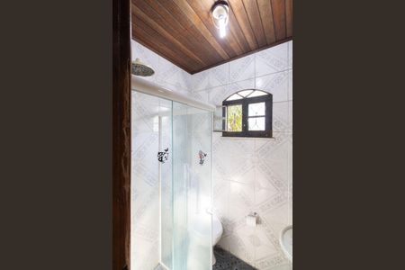 Casa para alugar com 10m², 3 quartos e 8 vagasBanheiro da Suíte 2