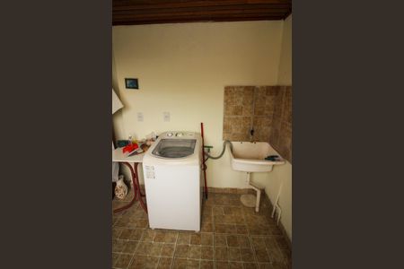 Casa à venda com 70m², 2 quartos e 1 vaga Casa à venda com 70m², 2 quartos e 1 vagaÁrea de Serviço