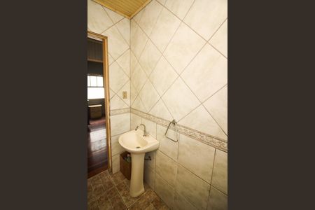 Casa à venda com 70m², 2 quartos e 1 vaga Casa à venda com 70m², 2 quartos e 1 vagaBanheiro