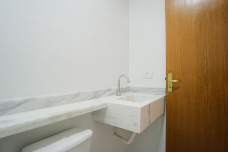 Apartamento para alugar com 44m², 2 quartos e sem vagaBanheiro