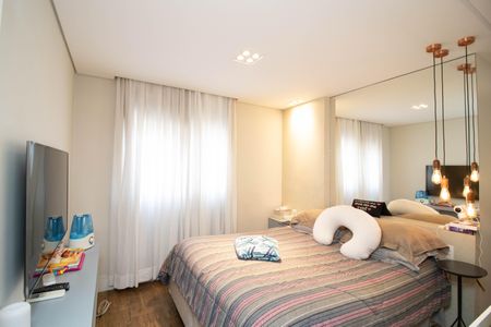 Apartamento à venda com 96m², 2 quartos e 2 vagasSuíte