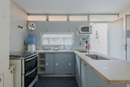 Casa à venda com 570m², 4 quartos e 5 vagasCozinha