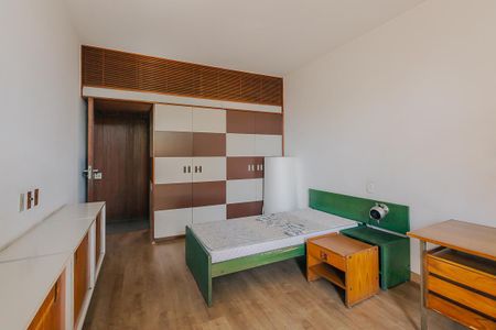 Casa à venda com 570m², 4 quartos e 5 vagasQuarto 3