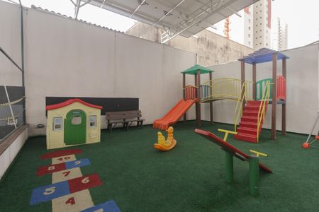 Apartamento à venda com 64m², 2 quartos e 1 vagaÁrea comum