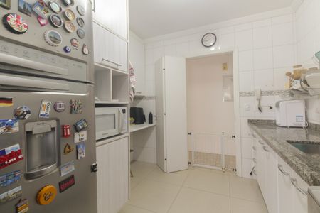 Apartamento à venda com 64m², 2 quartos e 1 vagaCozinha