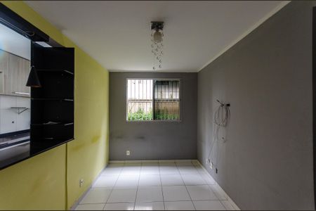Sala de apartamento para alugar com 2 quartos, 46m² em Jaraguá, São Paulo