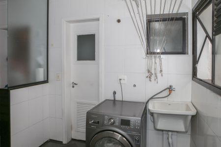 Apartamento à venda com 227m², 3 quartos e 3 vagasÁrea de Serviço