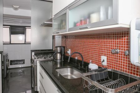 Apartamento à venda com 227m², 3 quartos e 3 vagasCozinha