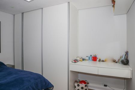 Apartamento à venda com 227m², 3 quartos e 3 vagasQuarto 3