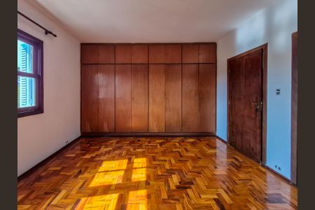 Casa à venda com 500m², 6 quartos e 3 vagas Casa à venda com 500m², 6 quartos e 3 vagas Suíte