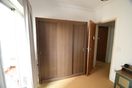 Apartamento à venda com 74m², 3 quartos e 1 vagaQuarto 2