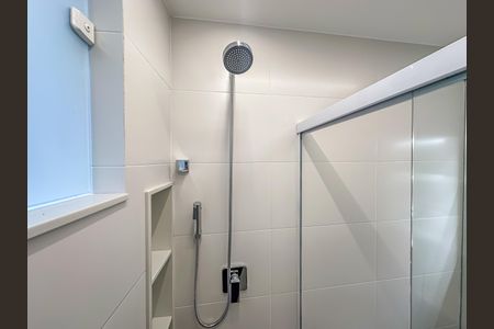 Apartamento à venda com 75m², 2 quartos e sem vagaBanheiro da Suíte