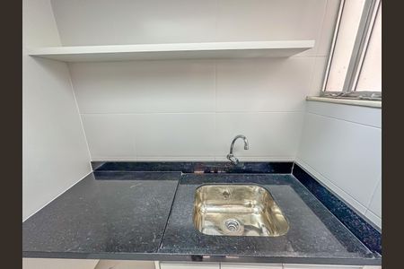 Apartamento à venda com 75m², 2 quartos e sem vagaÁrea de Serviço