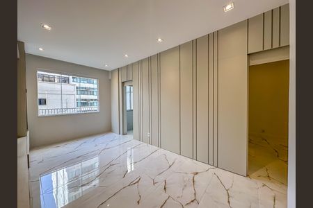 Apartamento à venda com 75m², 2 quartos e sem vagaSala