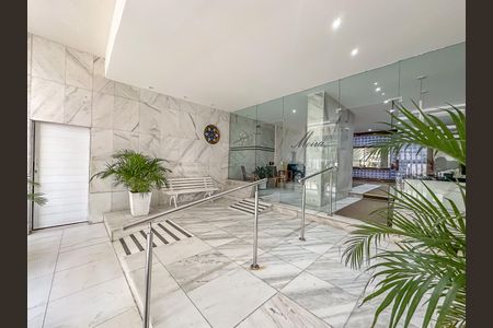 Apartamento à venda com 75m², 2 quartos e sem vagaFachada 