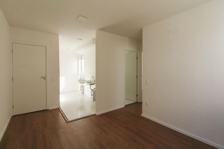 Sala de apartamento à venda com 2 quartos, 41m² em Olaria, Canoas