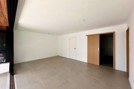 Apartamento à venda com 151m², 4 quartos e 2 vagasSala