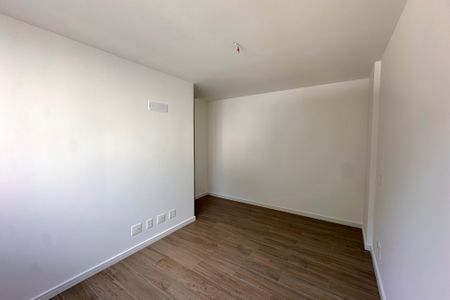 Apartamento à venda com 151m², 4 quartos e 2 vagasQuarto 2