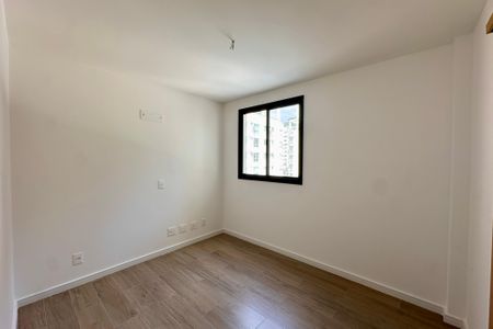Apartamento à venda com 151m², 4 quartos e 2 vagas Suite 2
