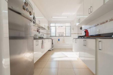 Apartamento à venda com 252m², 4 quartos e 1 vaga