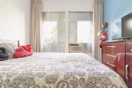 Apartamento à venda com 252m², 4 quartos e 1 vaga