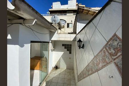 Casa à venda com 250m², 4 quartos e 1 vaga