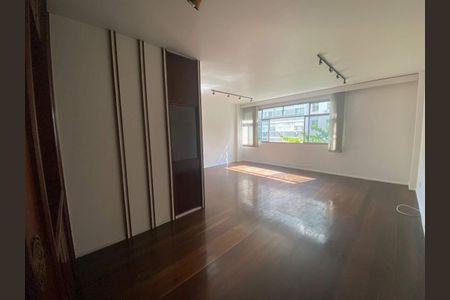 Apartamento à venda com 2 quartos, 124m² em Copacabana, Rio de Janeiro