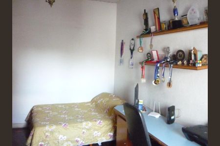 Foto 17 de casa à venda com 3 quartos, 235m² em Vila Monumento, São Paulo