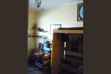 Foto 12 de casa à venda com 3 quartos, 235m² em Vila Monumento, São Paulo