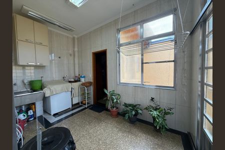 Casa à venda com 300m², 3 quartos e 40 vagas Casa à venda com 300m², 3 quartos e 40 vagasFoto 23