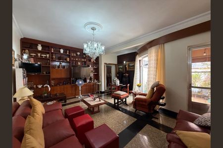 Foto 35 de casa à venda com 3 quartos, 300m² em Vila Monumento, São Paulo