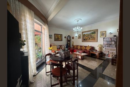 Foto 33 de casa à venda com 3 quartos, 300m² em Vila Monumento, São Paulo