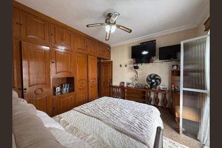 Casa à venda com 300m², 3 quartos e 40 vagas Casa à venda com 300m², 3 quartos e 40 vagasFoto 12
