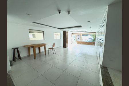 Apartamento à venda com 110m², 3 quartos e 1 vaga Apartamento à venda com 110m², 3 quartos e 1 vagaÁrea comum - Salão de festas