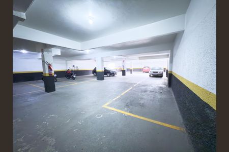 Apartamento à venda com 110m², 3 quartos e 1 vaga Apartamento à venda com 110m², 3 quartos e 1 vagaGaragem