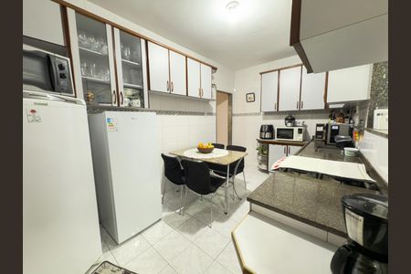 Apartamento à venda com 110m², 3 quartos e 1 vaga Apartamento à venda com 110m², 3 quartos e 1 vagaCozinha