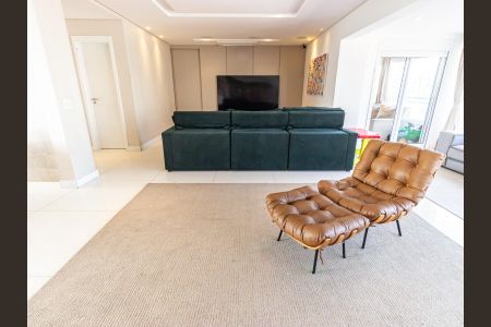 Apartamento à venda com 209m², 3 quartos e 4 vagas Apartamento à venda com 209m², 3 quartos e 4 vagasSala