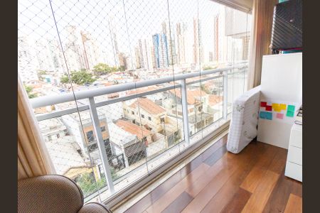 Apartamento à venda com 209m², 3 quartos e 4 vagas Apartamento à venda com 209m², 3 quartos e 4 vagasSuíte 1 - Varanda