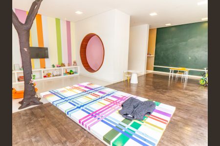 Apartamento à venda com 209m², 3 quartos e 4 vagas Apartamento à venda com 209m², 3 quartos e 4 vagasÁrea comum - Brinquedoteca