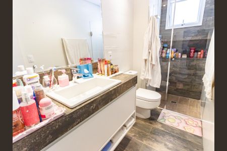 Apartamento à venda com 209m², 3 quartos e 4 vagas Apartamento à venda com 209m², 3 quartos e 4 vagasBanheiro