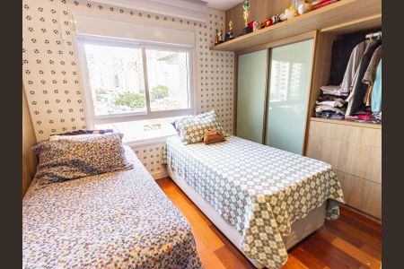 Apartamento à venda com 209m², 3 quartos e 4 vagas Apartamento à venda com 209m², 3 quartos e 4 vagasSuíte 2